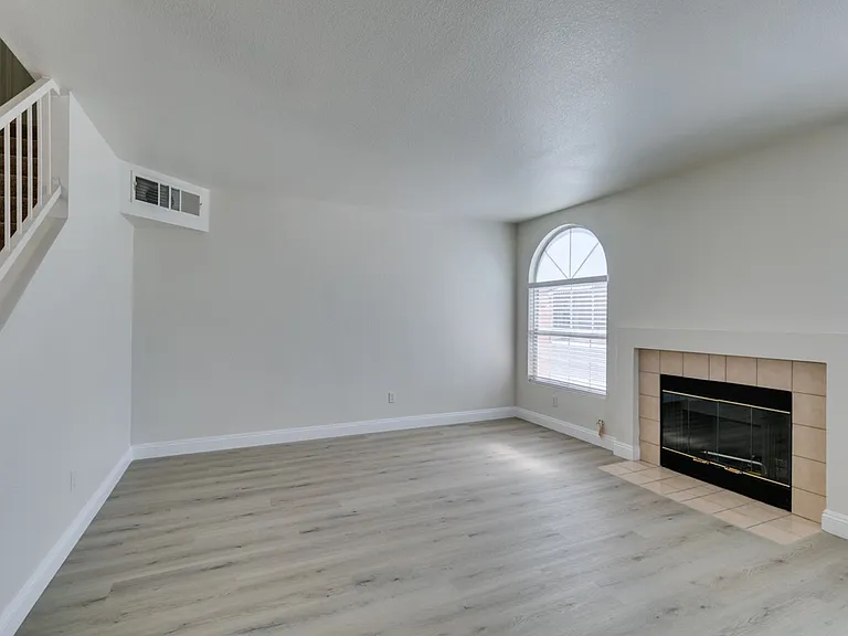 8476 Indigo Sky Ave — Photo 4