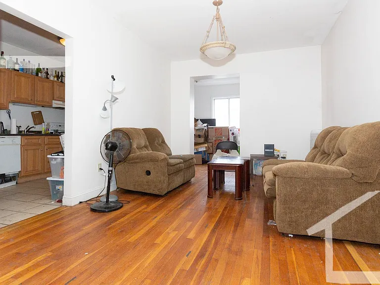21 Egremont Rd #5 — Photo 3