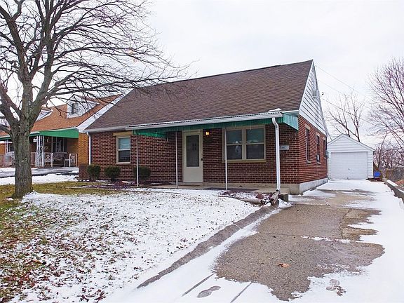 2nd image of 1427 Pershing Blvd