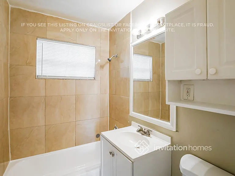 5140 SW 6th Ct — Photo 15
