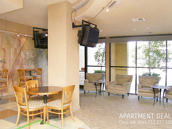 3rd image of 4007 Fannin St #4432-154