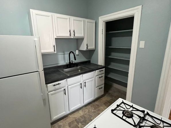 413 North St #11