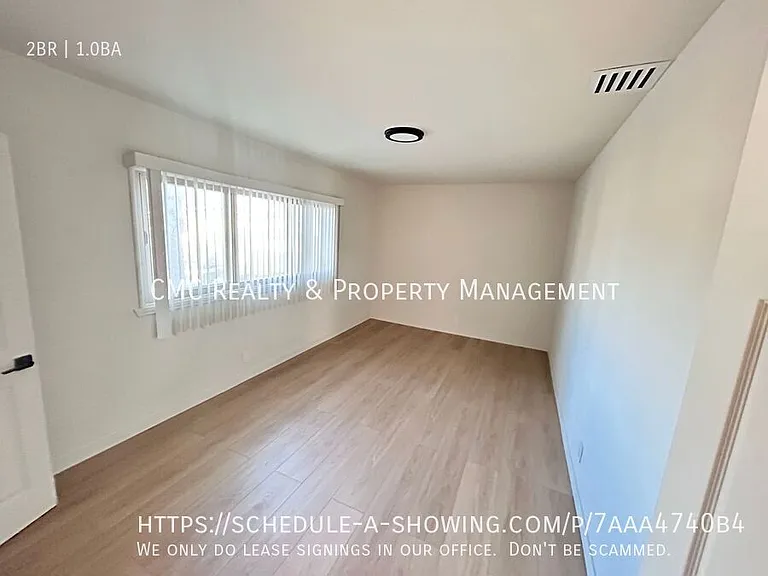 10242 Darby Ave #6 — Photo 7