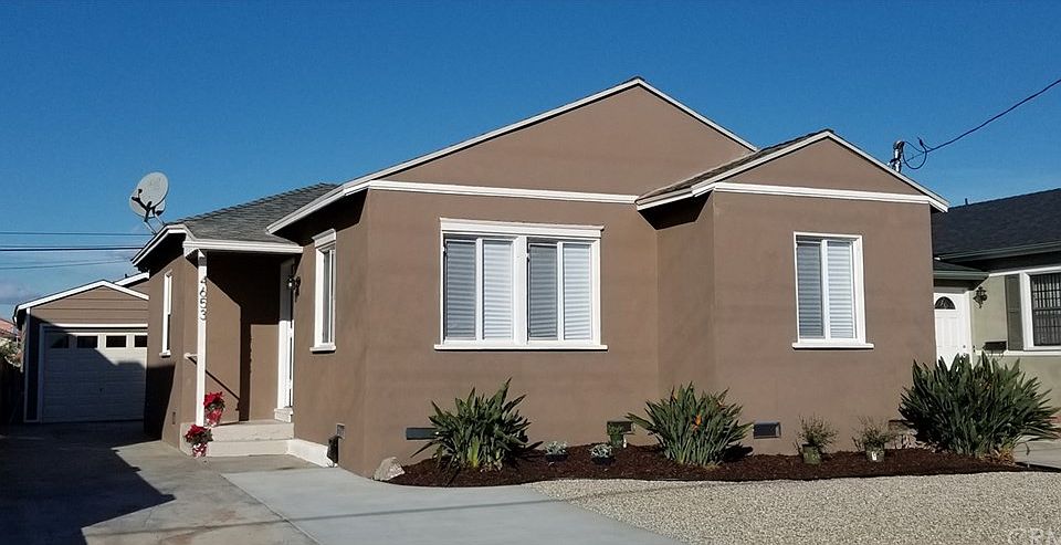 1st image of 4653 W 135th St