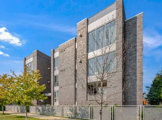 2353 N Seeley Ave #3S, Chicago, IL 60647