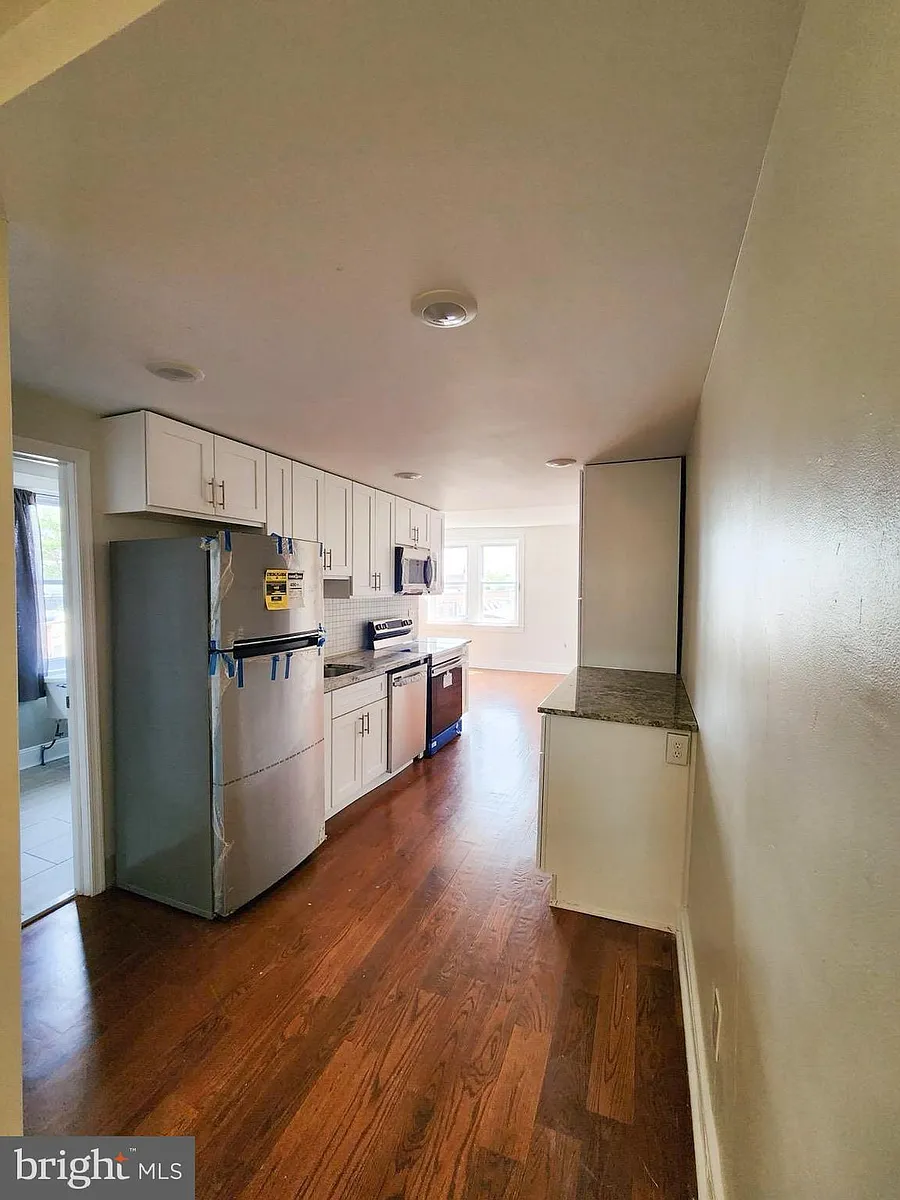 Building Photo - 1815 S 18th St #3