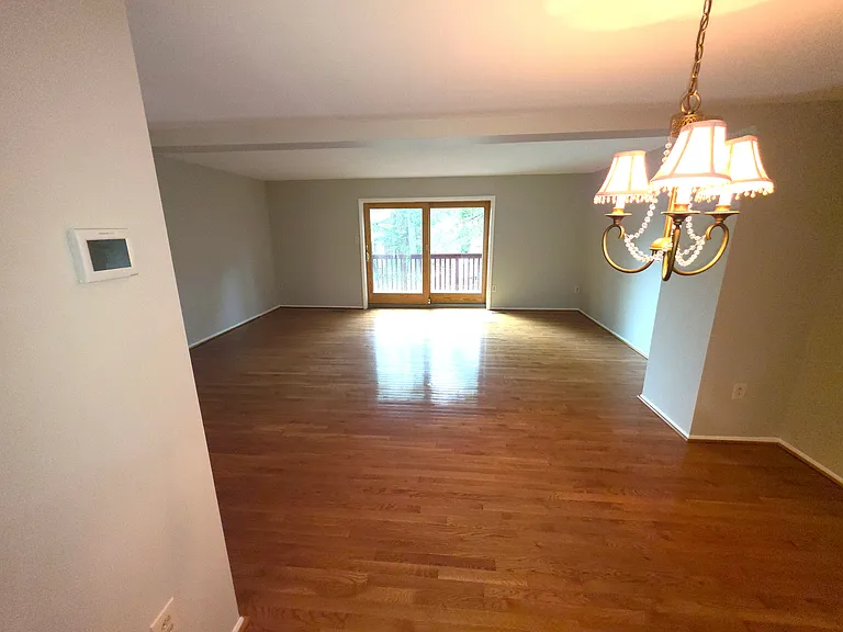 7331 Kerry Hill Ct — Photo 6