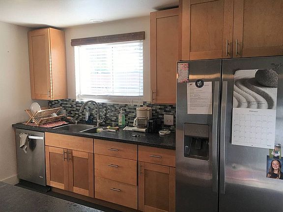 4th image of 4321 Louisiana St