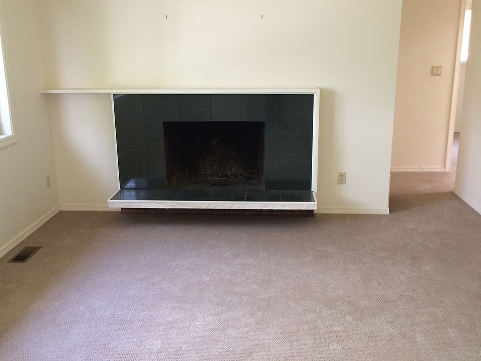 1st image of 15834 SE 10th St