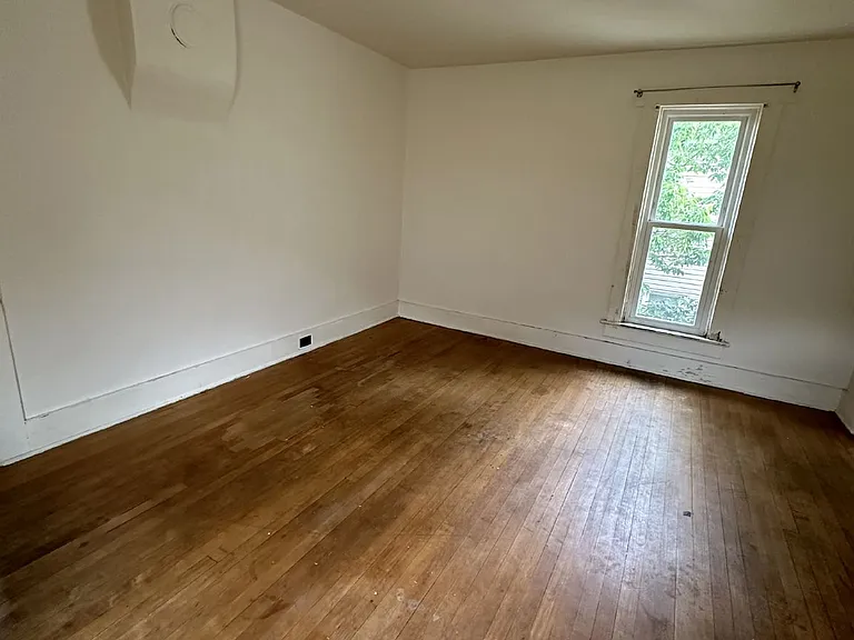 414 Talmadge St — Photo 16