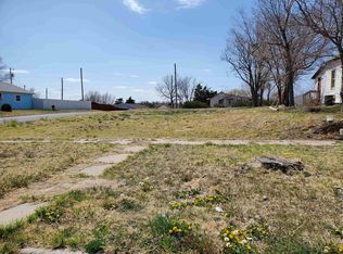 1001 Avenue F, Dodge City, KS 67801