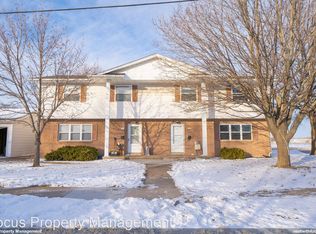 421 N Westfield St #11055870, Oshkosh, WI 54902