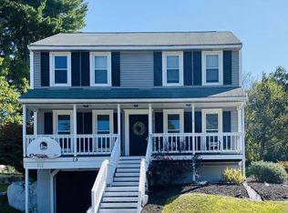15 Jasmine Ct, Dracut, MA 01826