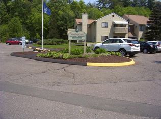 40 Firetown Rd APT 41, Simsbury, CT 06070