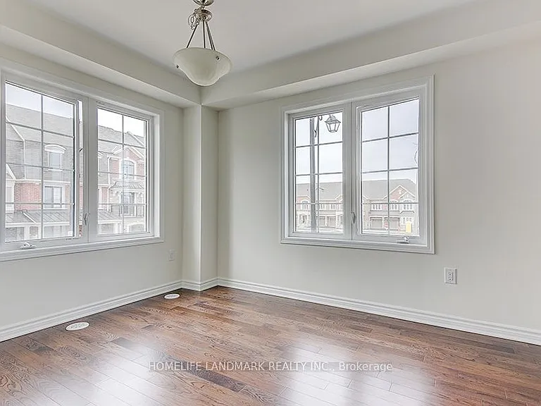76 Casely Ave — Photo 20