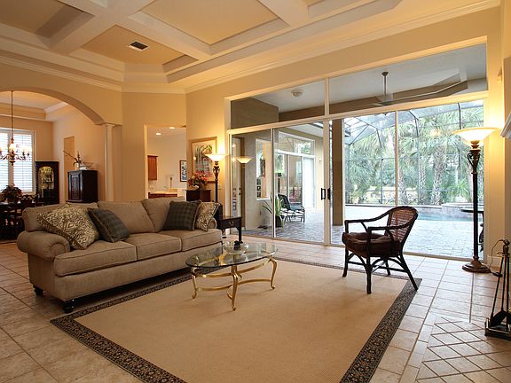 4th image of 3399 Regal Crest Dr