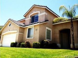 858 N Temescal St, Corona, CA 92879