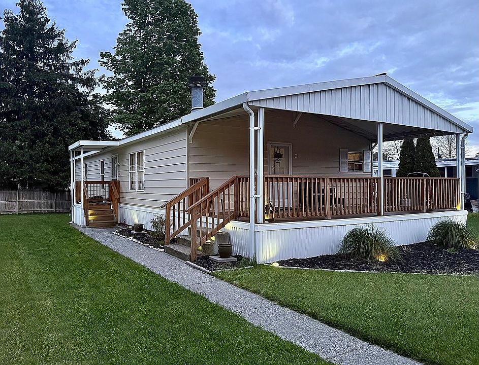 1st image of 1 Laurenda Ln #120