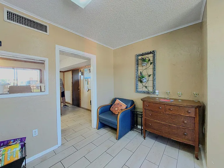 1920 E Edgewood Dr E #N7 — Photo 24
