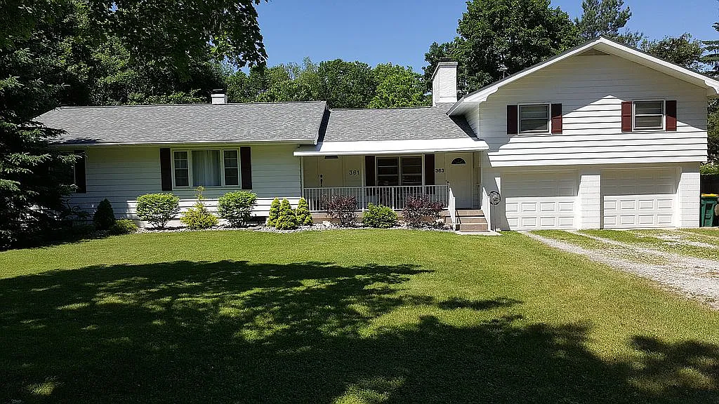 361 Cedar St photo 1