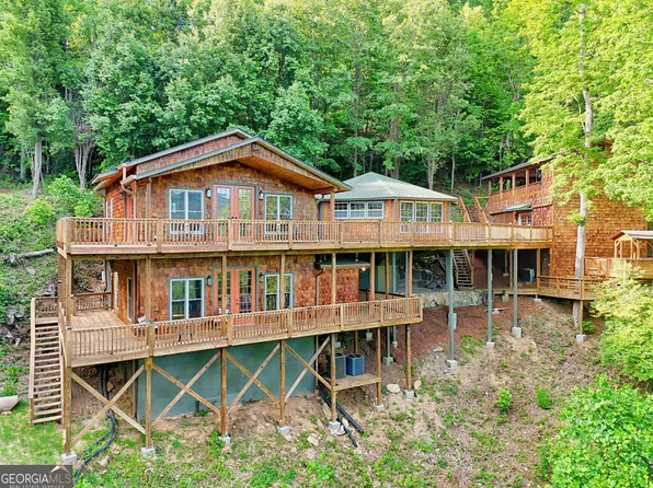 1085 Sky High Dr, Dillard, GA 30537