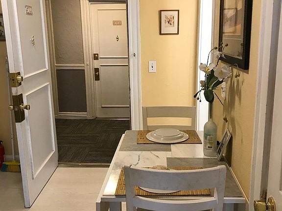4th image of 285 Lynn Shore Dr APT 509