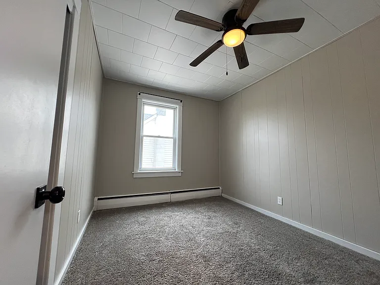 136 Sanders Rd — Photo 22