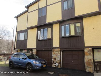 60 Parkview Loop, Staten Island, NY, 10314