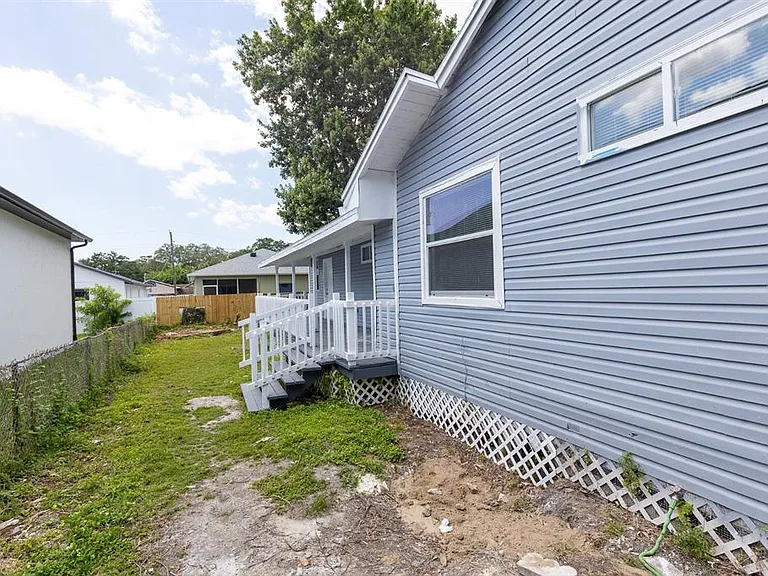 6906 N Lynn Ave — Photo 30