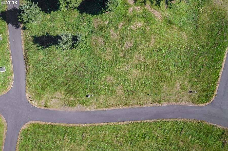 2nd image of Nantucket Dr #48