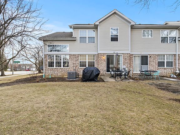 4th image of 1560 Tuppeny Ct