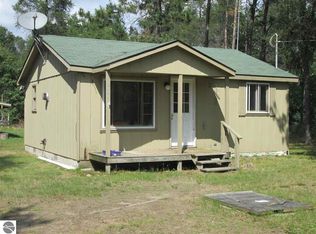 5431 Apache Trl, Harrison, MI 48625