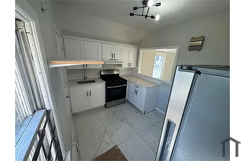 134 Thomas St #2 Photo 1