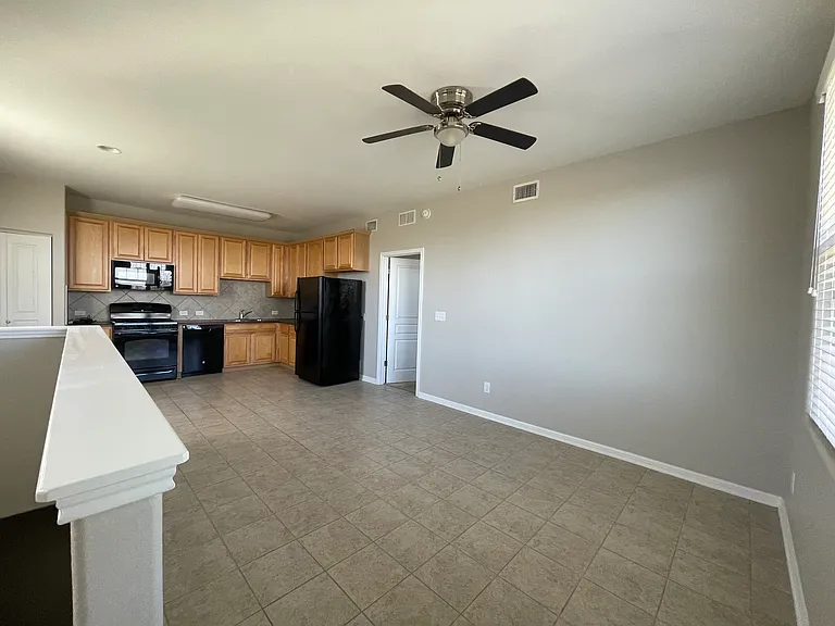 1506 Echols — Photo 1