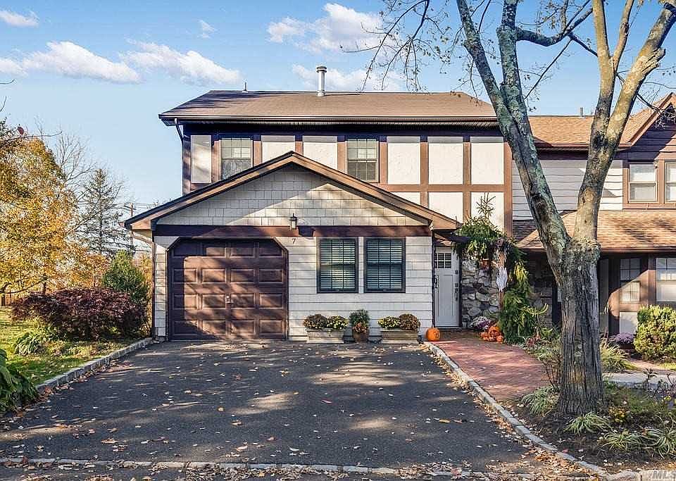 1st image of 7 Wimbledon Ct #7