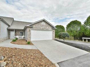 100 Pear Tree Ln, Loudon, TN 37774