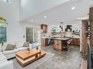 1702 N 85th St, Seattle, WA 98103