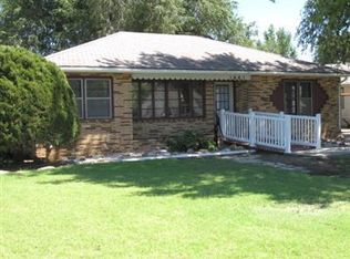 1661 N Maple St NW, Russell, KS 67665