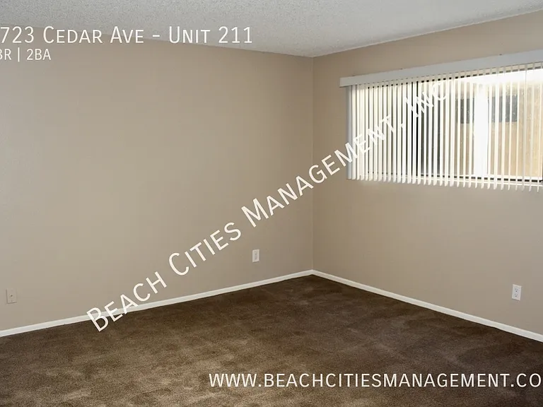 1723 Cedar Ave #211 — Photo 15