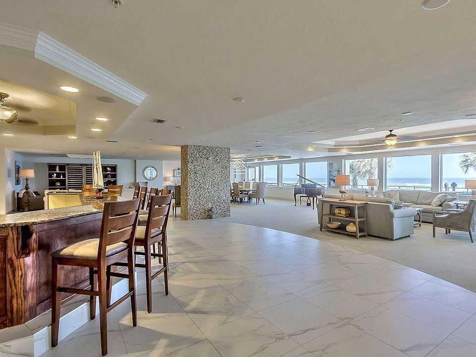 The Towers Grande Club room has been totally refurbished and is available for your enjoyment