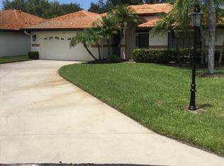 1909 Tradewinds Cir, Venice, FL 34293