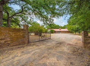136 Riggs Rd, Granite Shls, TX 78654