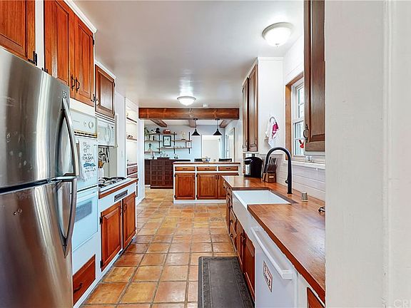5th image of 24535 Arcadia St