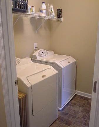 Washer and dryer on same floor as bedrooms