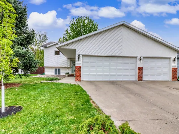 1109 4th Ave E, West Fargo, ND 58078