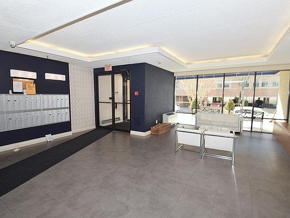 Condo foyer