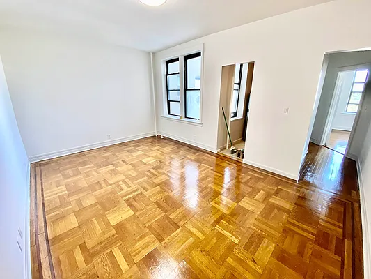 Rented by Realty Nerd | media 15