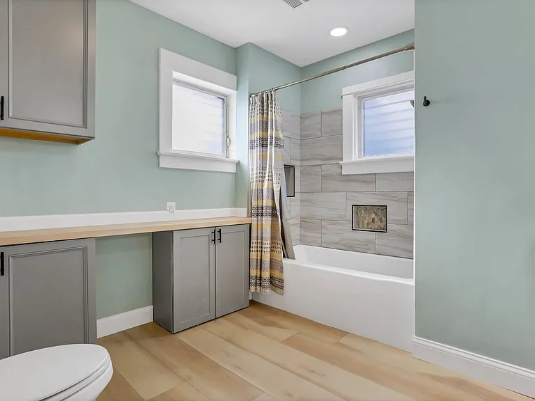 55 N 24th St — Photo 15