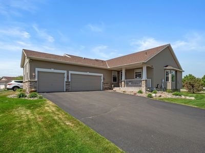 10526 Kingsway Ln, Woodbury, MN, 55129