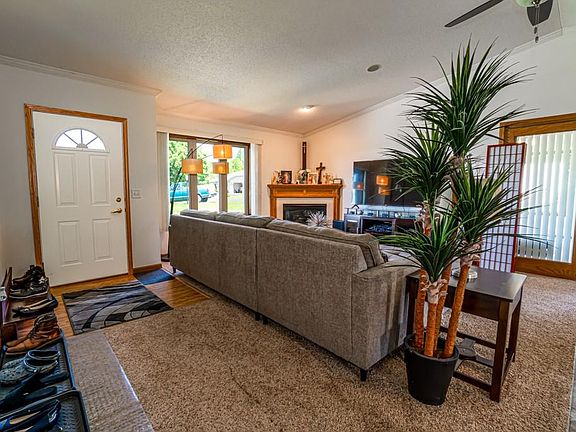 2nd image of 908 29th Ave N #2